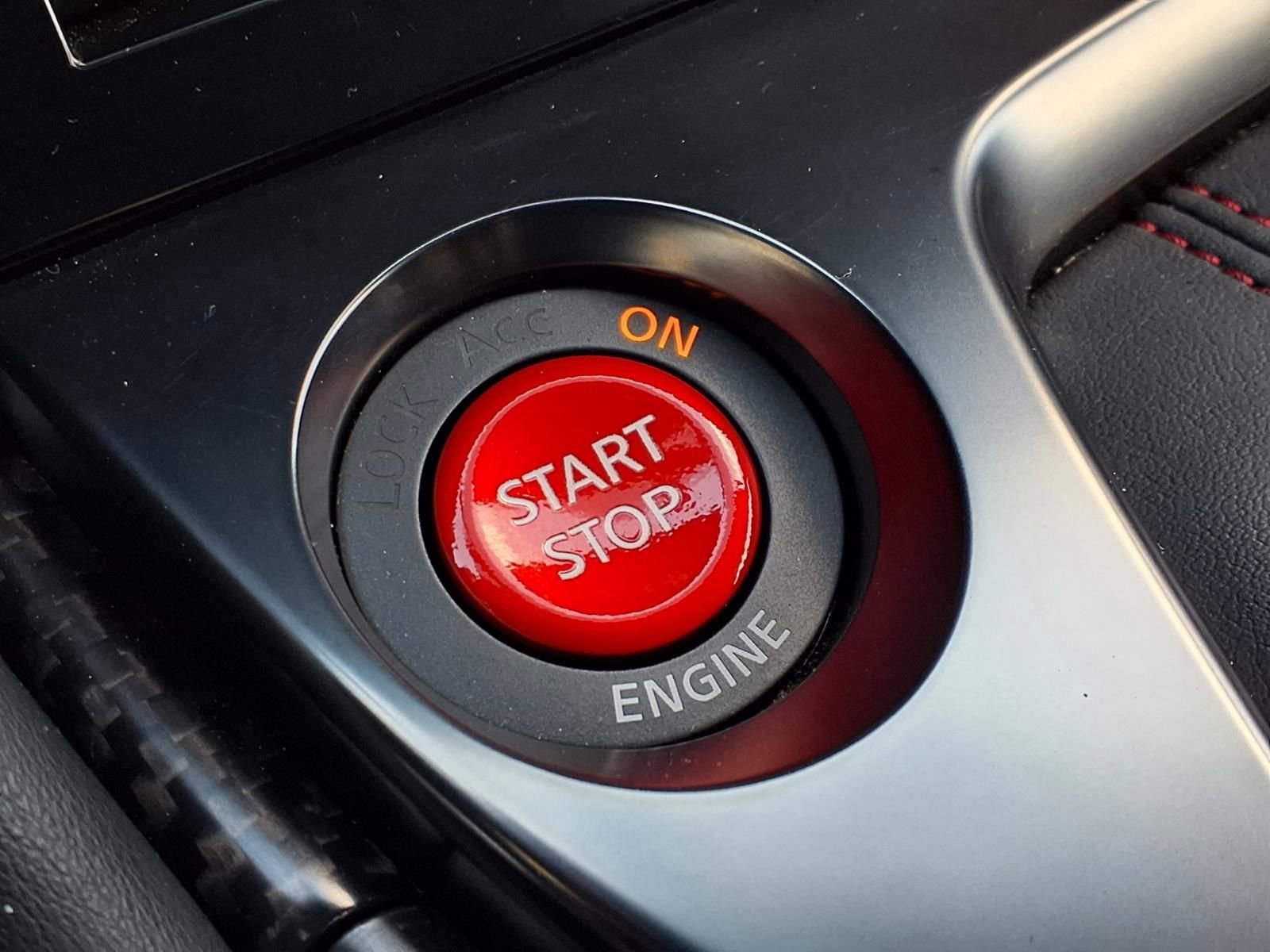 Used 2021 Nissan GT-R NISMO AWD/4WD image 24