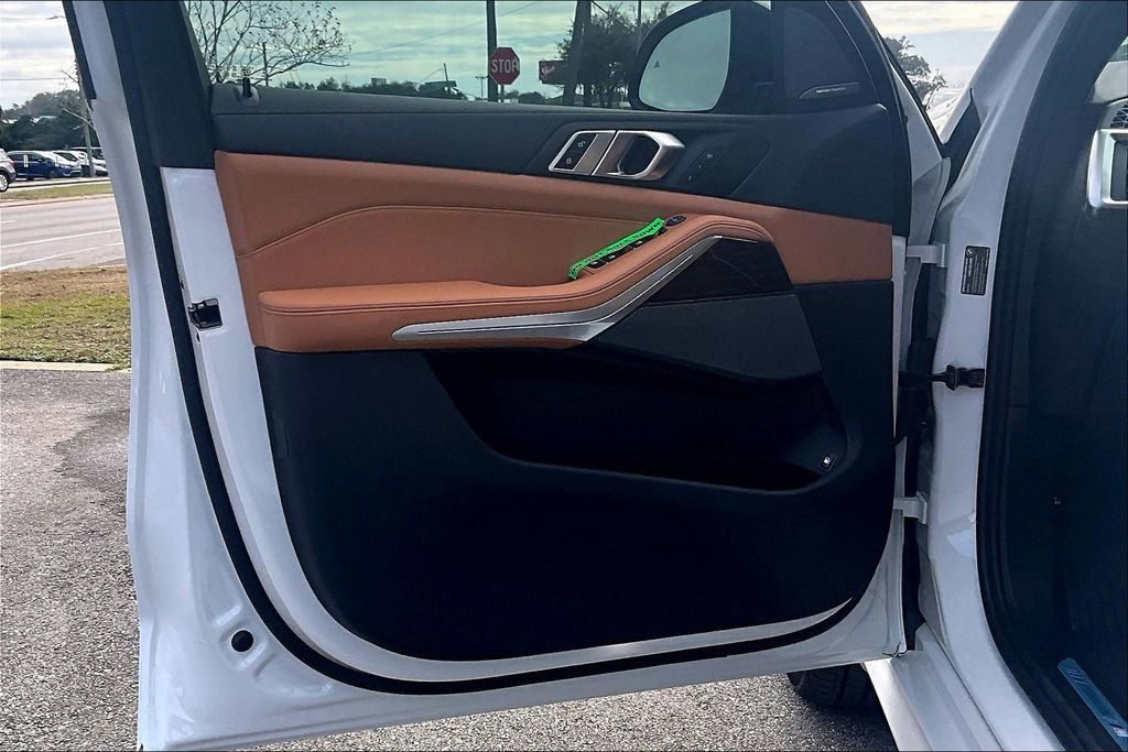 New 2026 BMW X5 xDrive50e AWD/4WD image 13