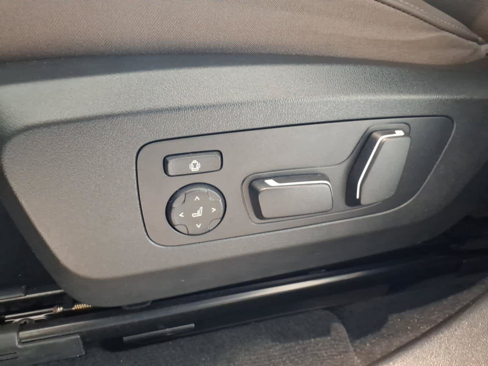Used 2025 BMW X3 xDrive30i AWD/4WD image 18
