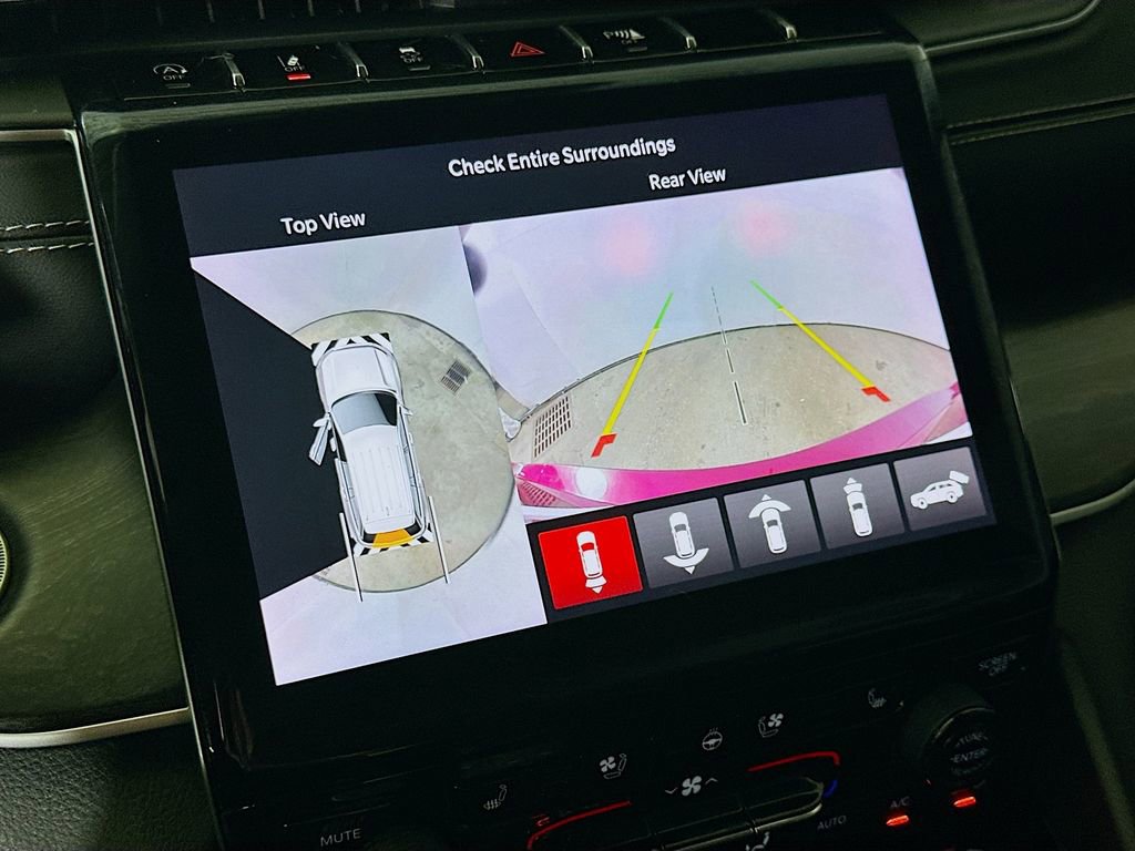 Used 2022 Jeep Grand Cherokee L Limited w/ Luxury Tech Group II image 10