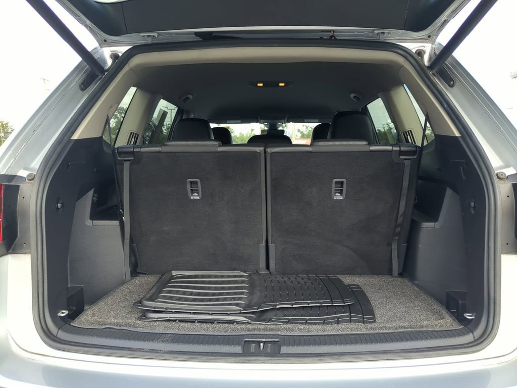 Used 2019 Volkswagen Atlas SE w/ Towing Package image 9