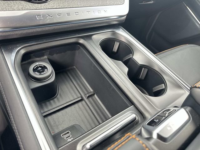 New 2026 Ford Expedition Tremor image 34