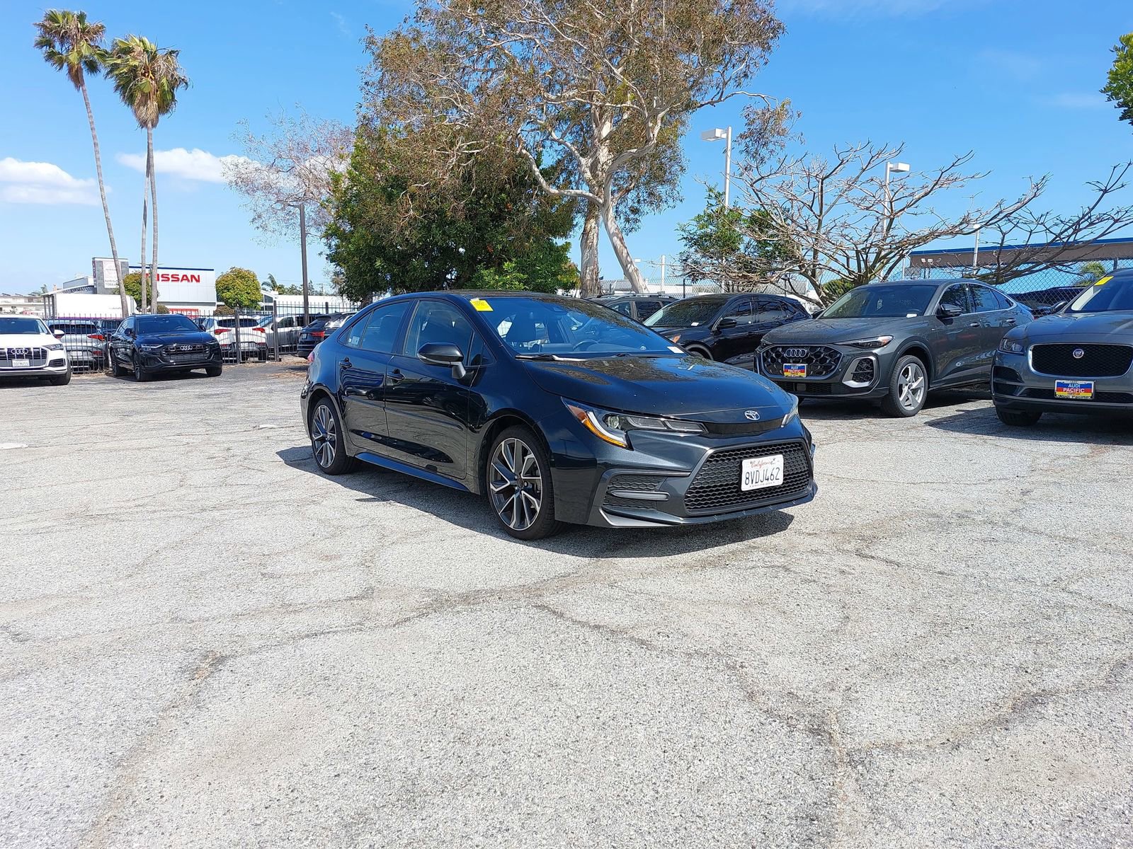 Used 2021 Toyota Corolla SE w/ Carpet Mat Package (TMS) FWD image 2