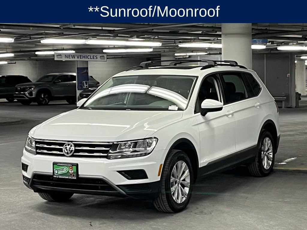 Used 2018 Volkswagen Tiguan SE w/ Panoramic Sunroof Package image 4