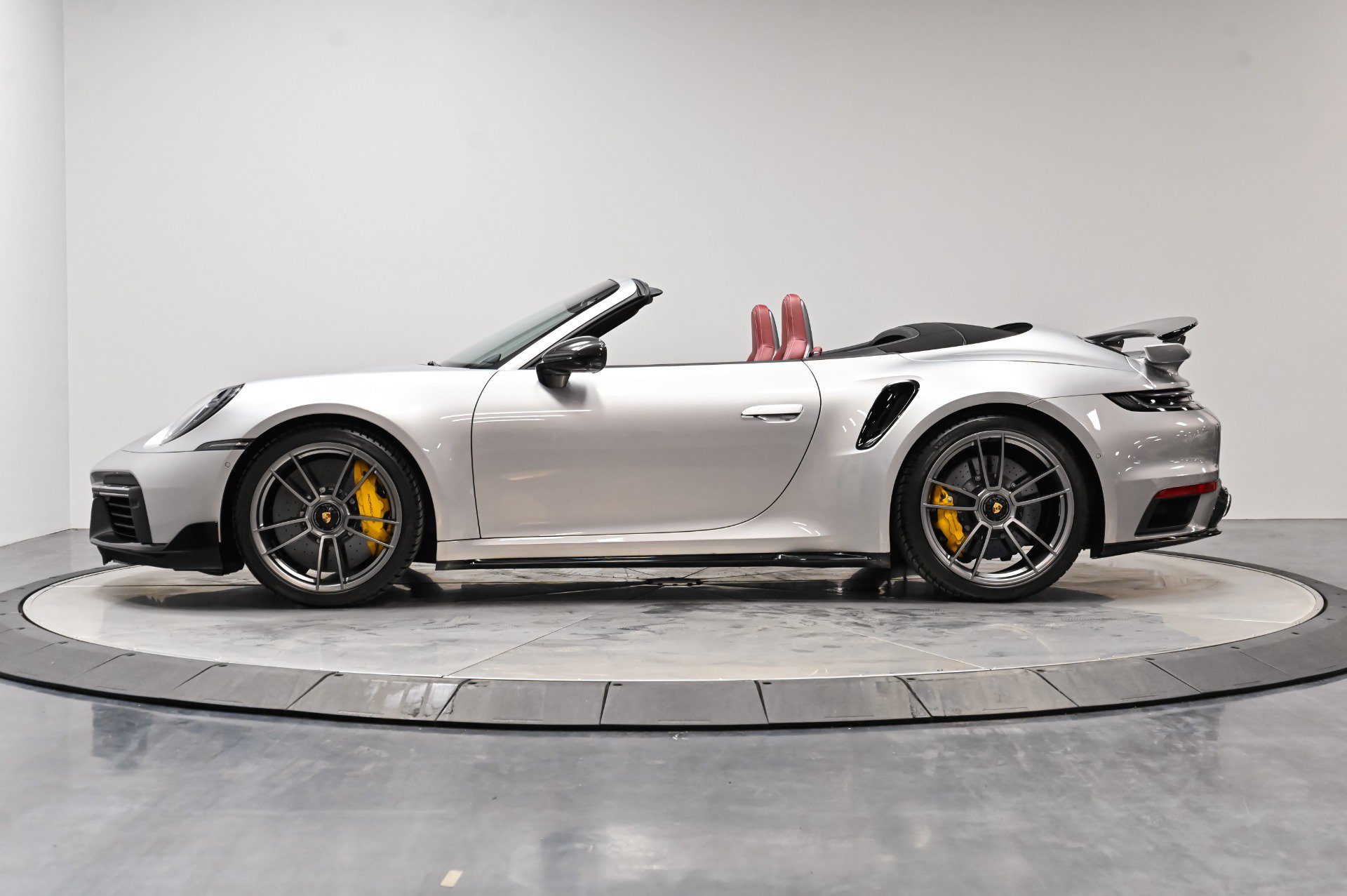Used 2022 Porsche 911 Turbo S AWD/4WD image 23