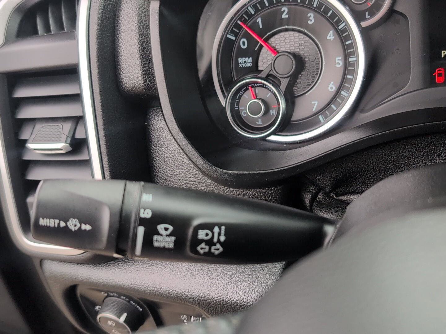Used 2020 RAM 1500 Big Horn AWD/4WD image 24