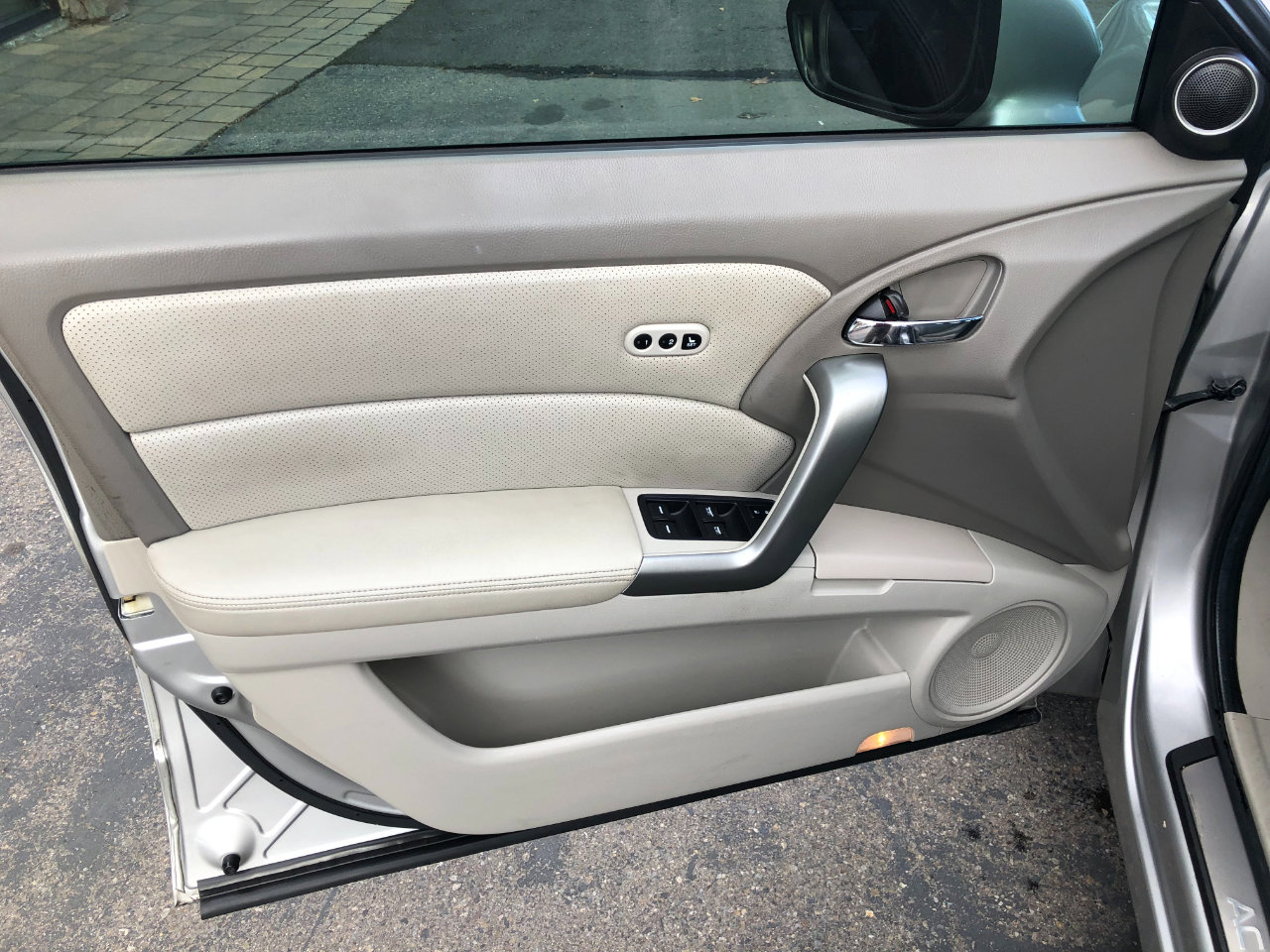 Used 2012 Acura RDX 5-Spd AT SH-AWD with Technolog image 10