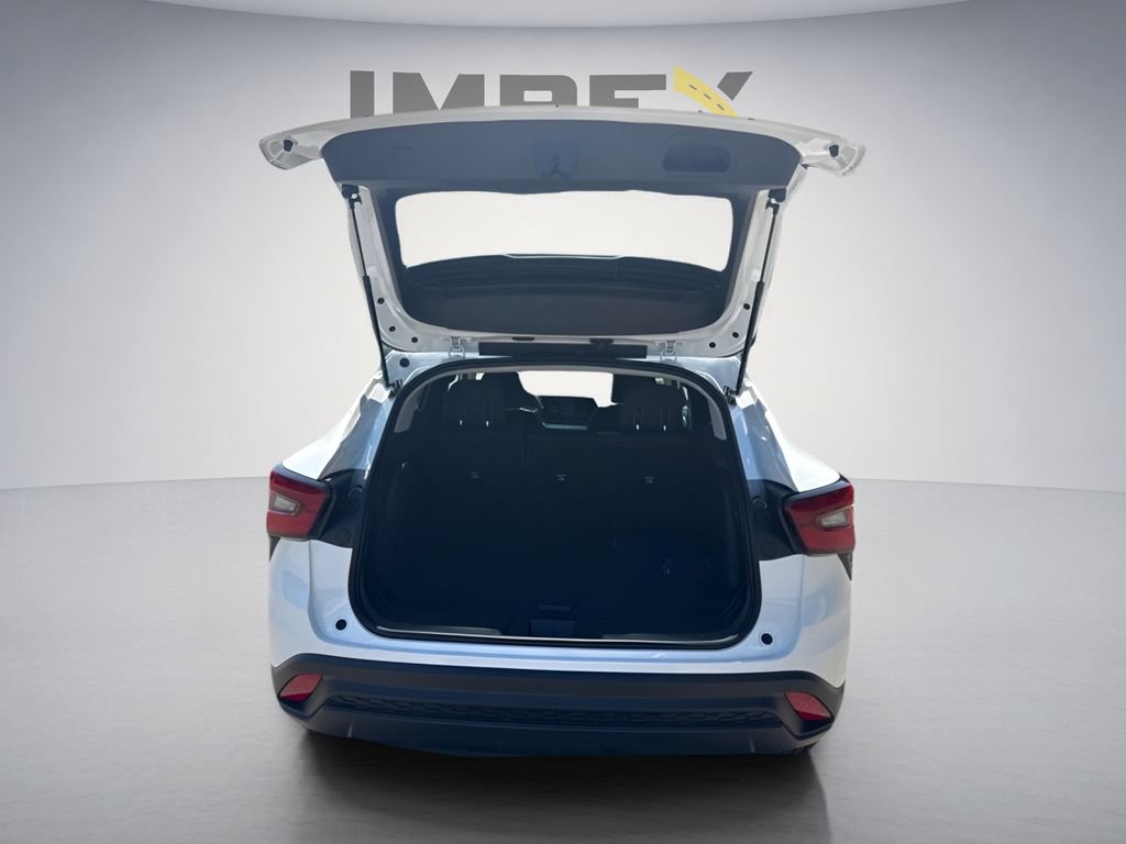 Used 2026 Chevrolet Trax LS FWD image 24