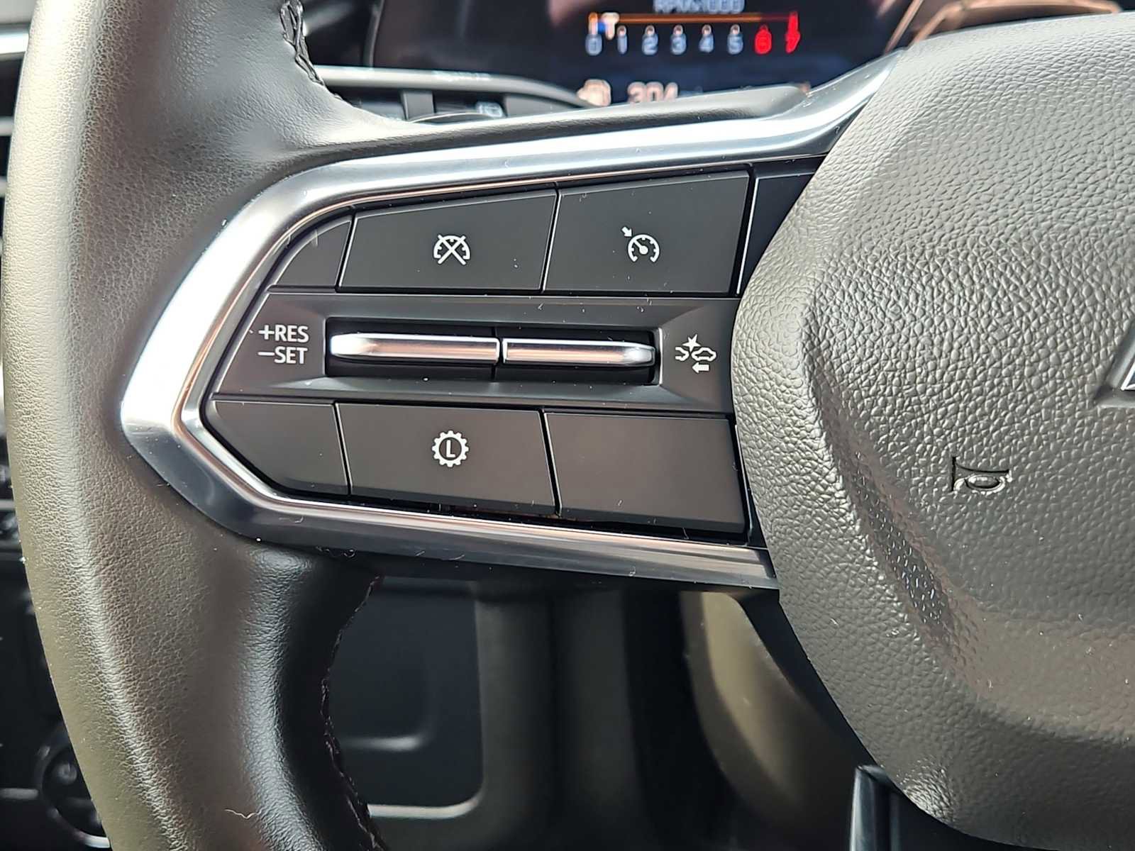 Certified 2025 Chevrolet Suburban Z71 image 28