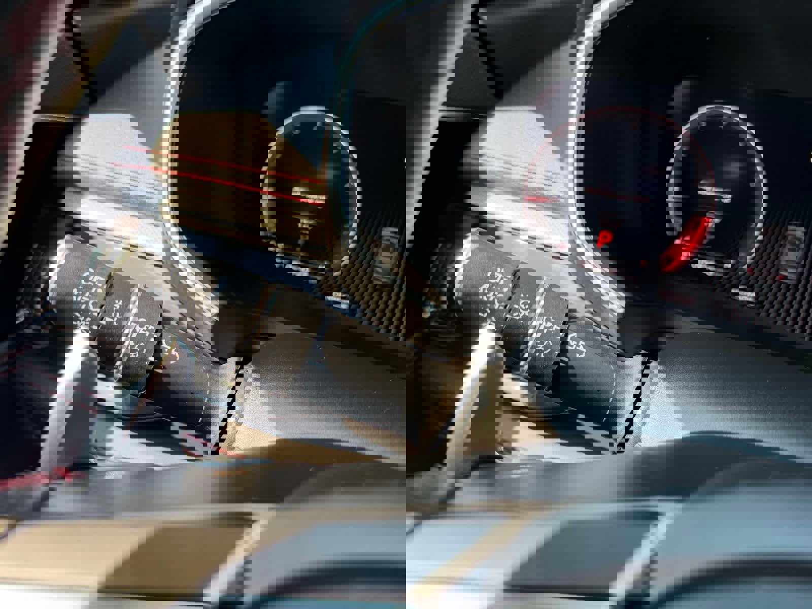 Used 2025 Acura MDX A-Spec image 31