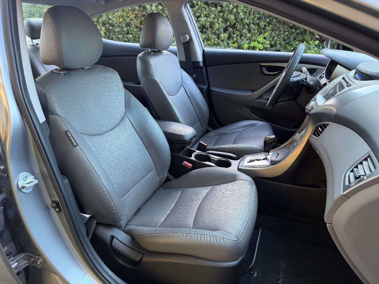 Used 2012 Hyundai Elantra Limited w/ Technology Pkg 5 FWD image 24