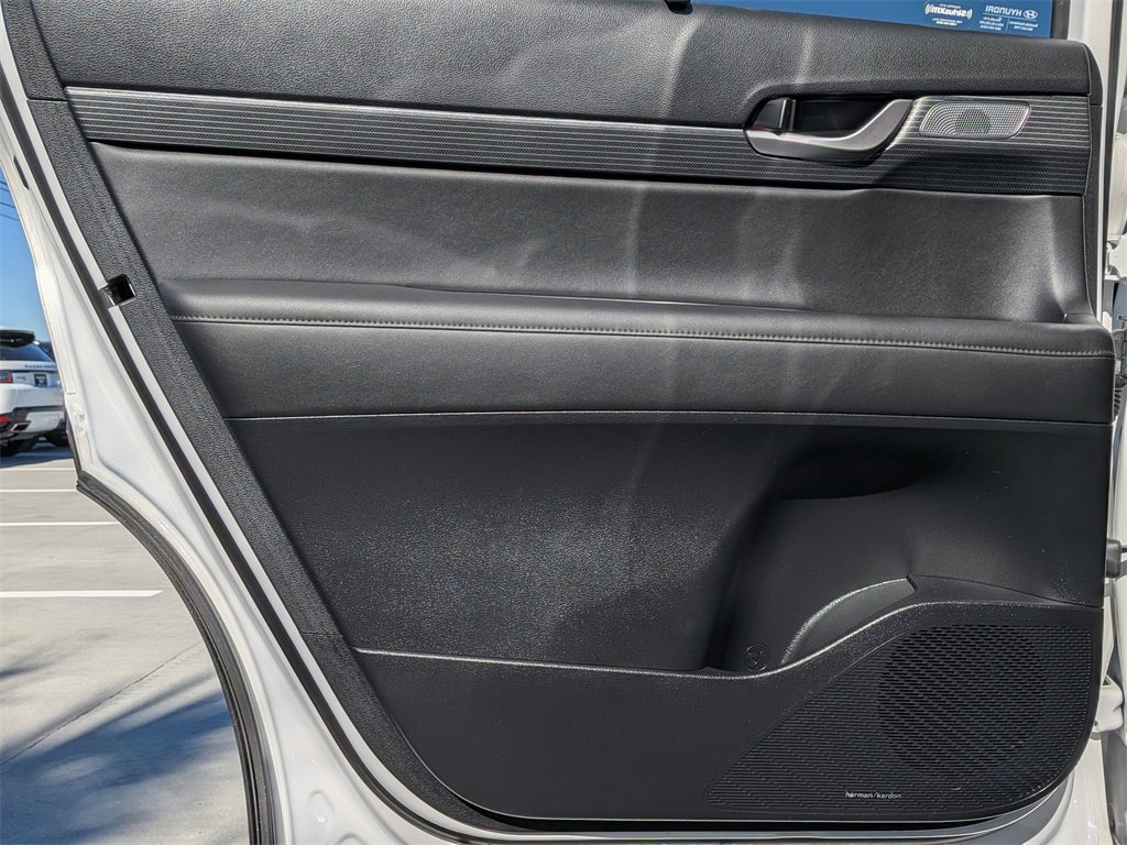 Used 2023 Hyundai Palisade Limited w/ Cargo Package image 26