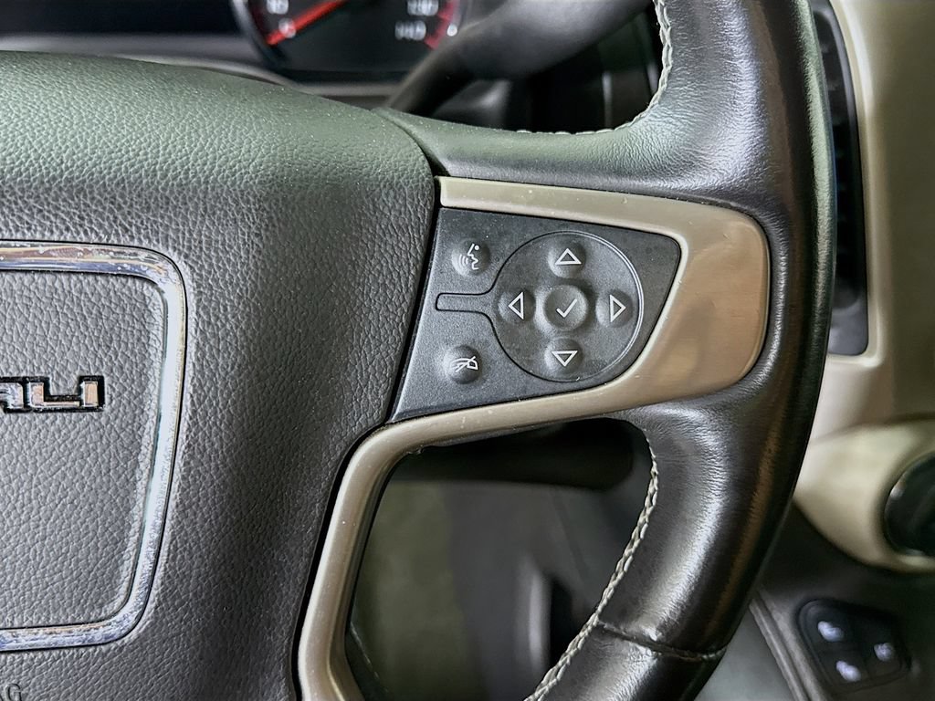 Used 2016 GMC Yukon Denali w/ Open Road Package AWD/4WD image 25