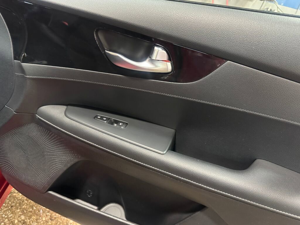 Used 2019 Kia Forte S w/ S Premium Package image 24