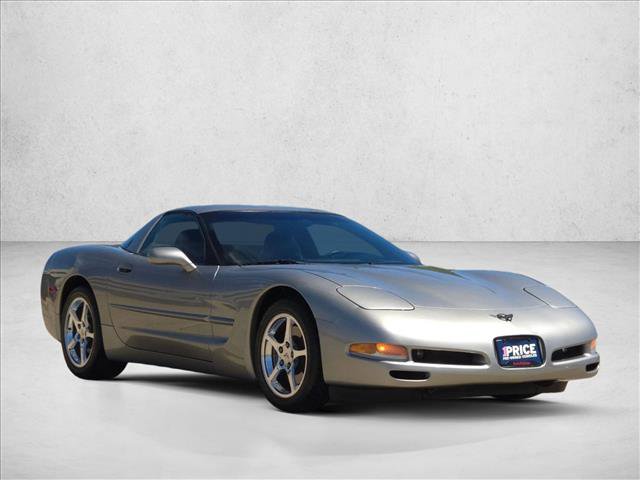 Used 2000 Chevrolet Corvette Coupe w/ Roof Pkg RWD image 6
