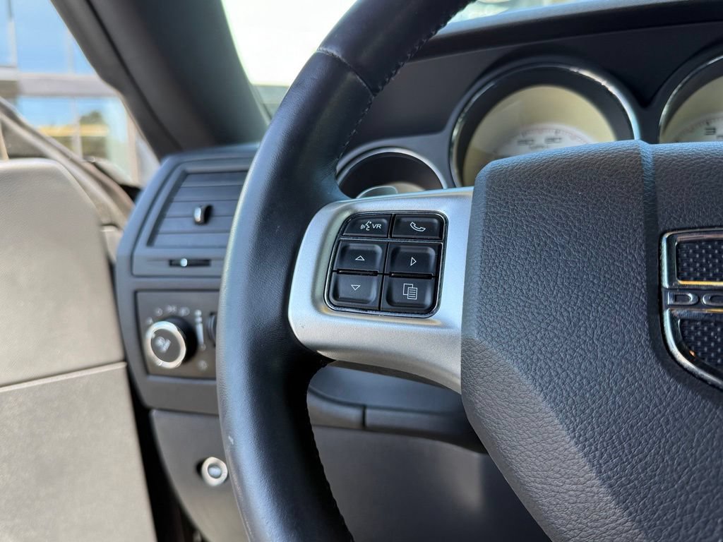 Used 2013 Dodge Challenger SXT Plus RWD image 20