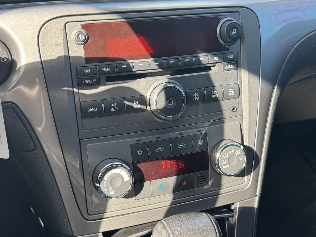 Used 2008 Saturn Aura XR w/ Premium Trim Package image 17