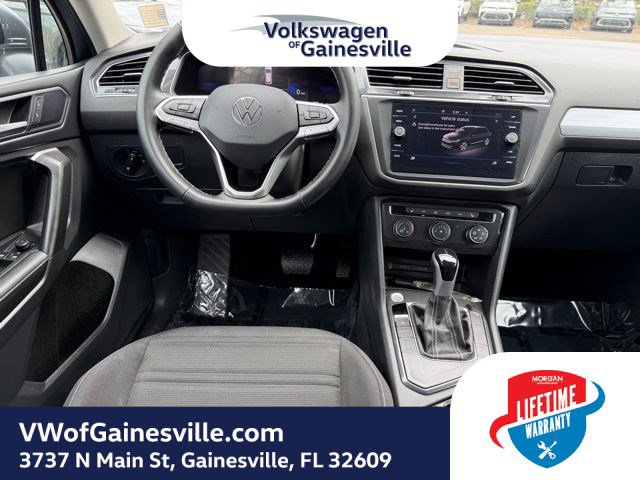 Certified 2024 Volkswagen Tiguan S image 15