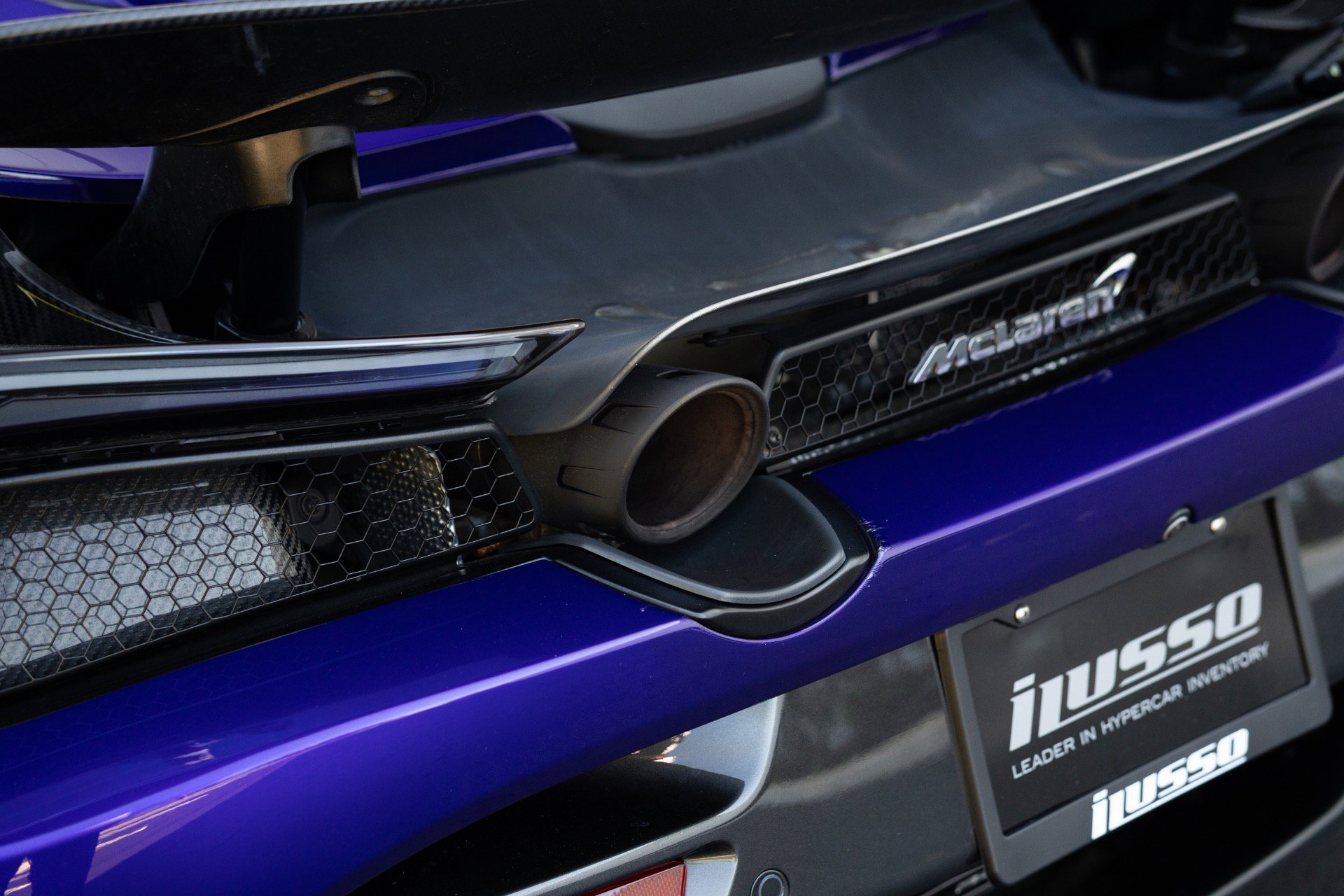 Used 2020 McLaren 720S image 38