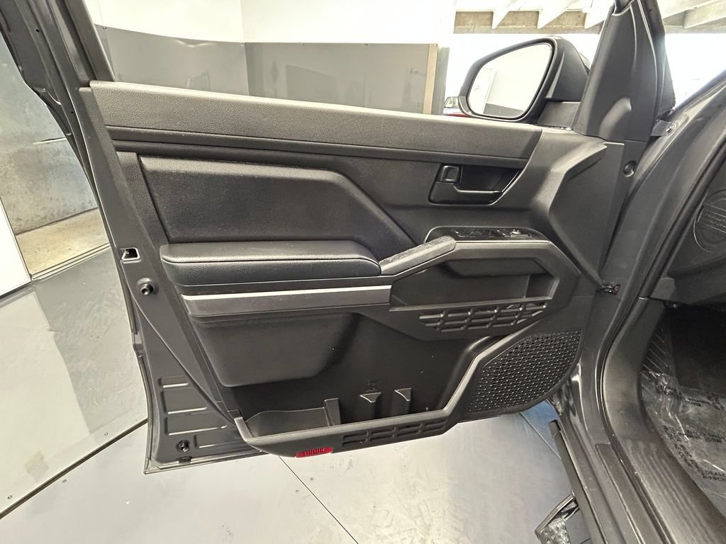 Used 2025 Toyota Tacoma SR5 RWD image 47