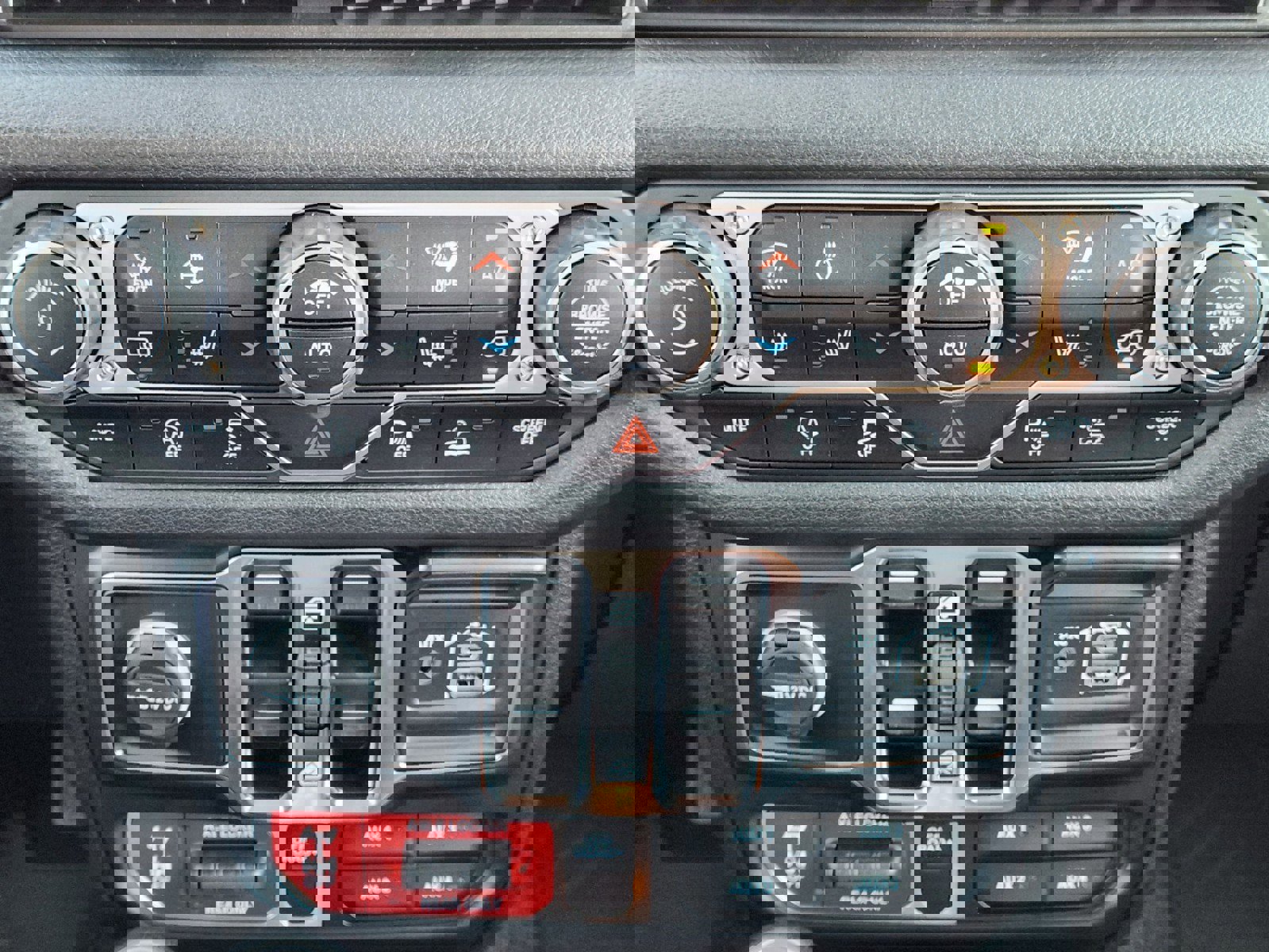 New 2024 Jeep Wrangler Willys image 16