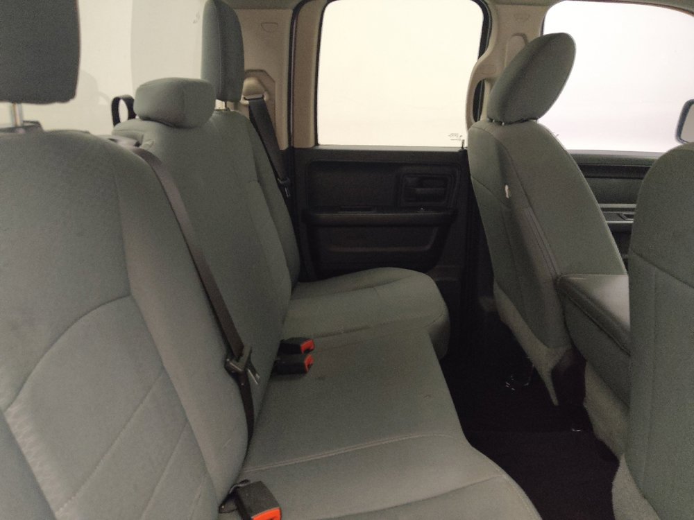 Used 2018 RAM 1500 Express w/ Express Value Package AWD/4WD image 19