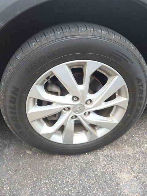 Used 2019 Hyundai Tucson Value FWD image 5