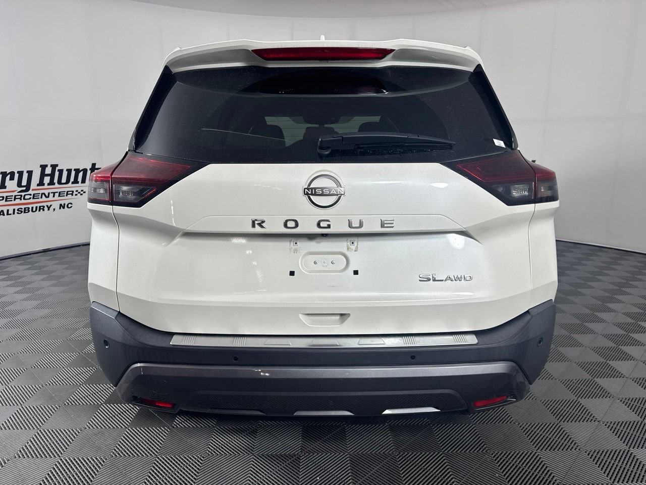 Used 2023 Nissan Rogue SL w/ SL Premium Package AWD/4WD image 8
