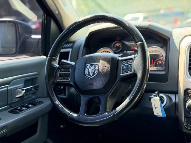 Used 2015 RAM 1500 Classic SLT w/ SLT Plus D←cor Group AWD/4WD image 16
