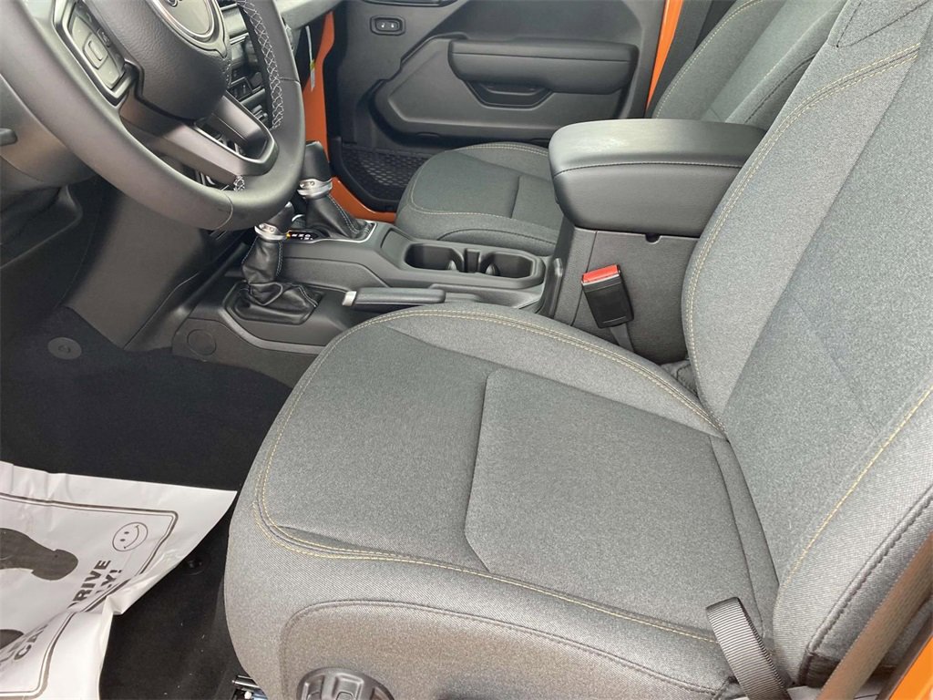 New 2025 Jeep Gladiator Sport image 41