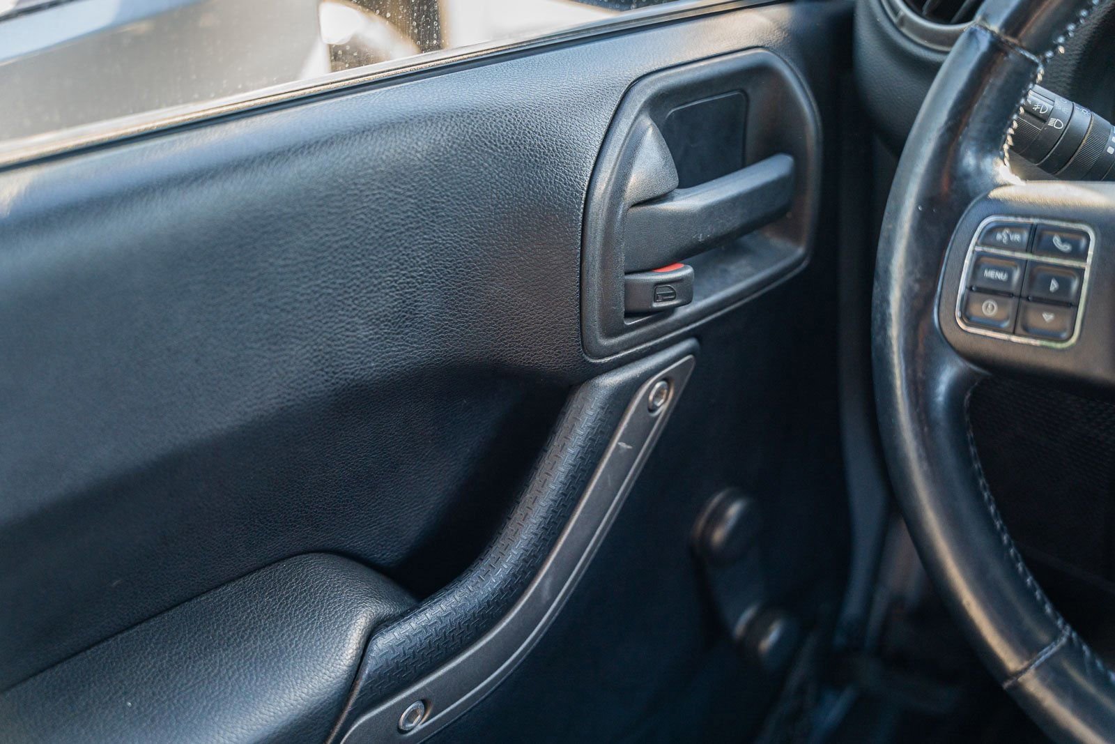 Used 2013 Jeep Wrangler Unlimited Sport w/ Connectivity Group image 24