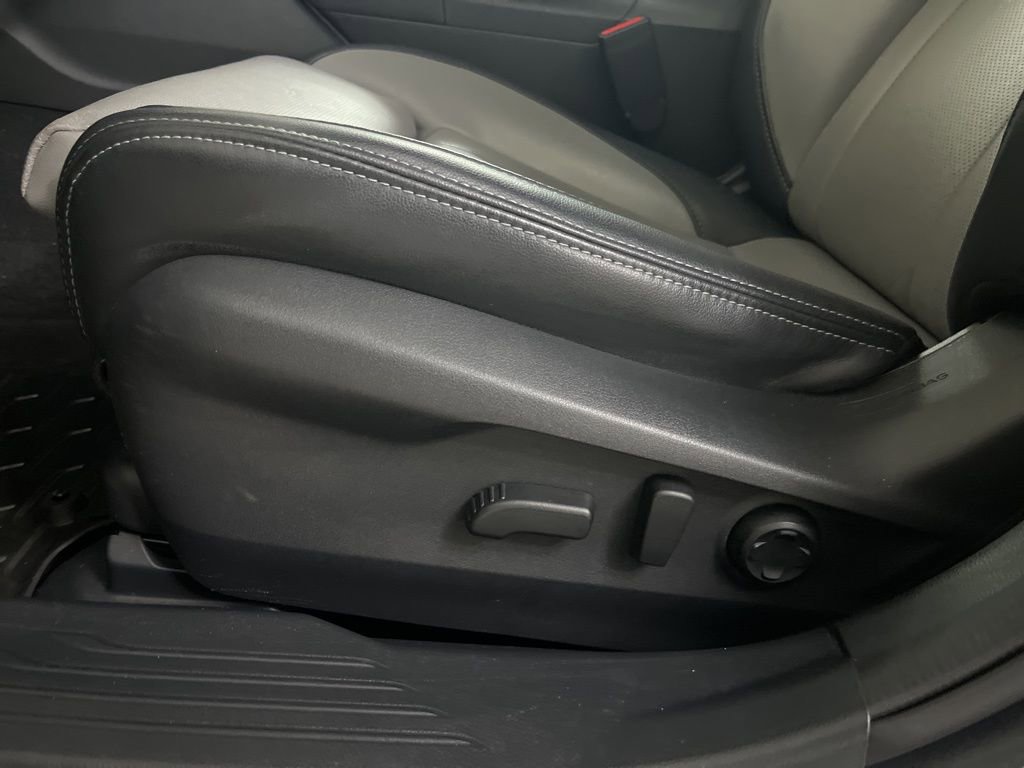 Used 2023 Subaru Outback Limited image 53