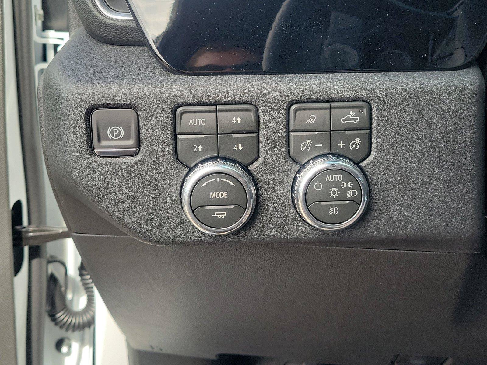 New 2026 GMC Sierra 1500 SLT w/ SLT Premium Package AWD/4WD image 20