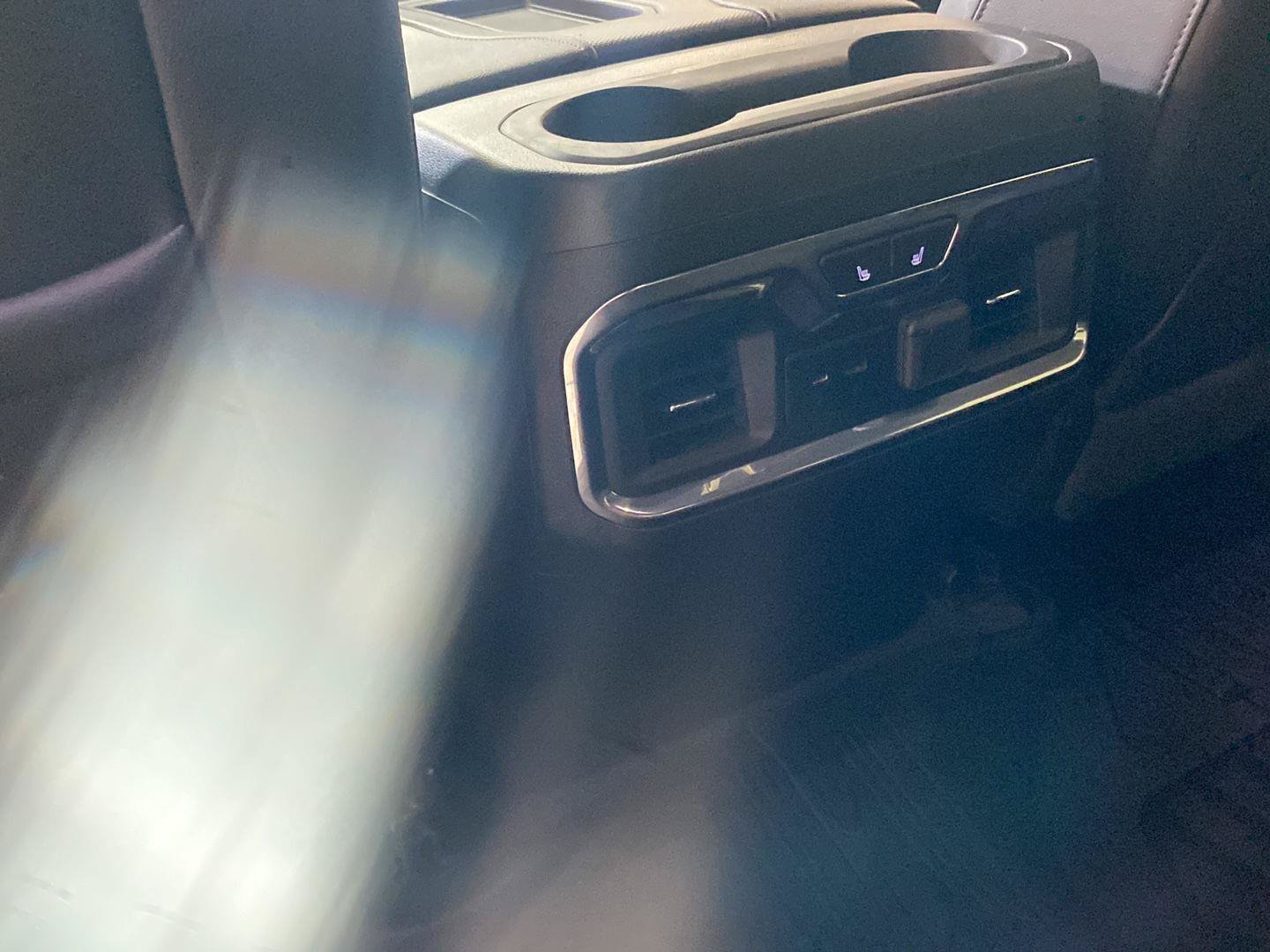 Used 2019 GMC Sierra 1500 AT4 w/ AT4 Premium Package AWD/4WD image 33