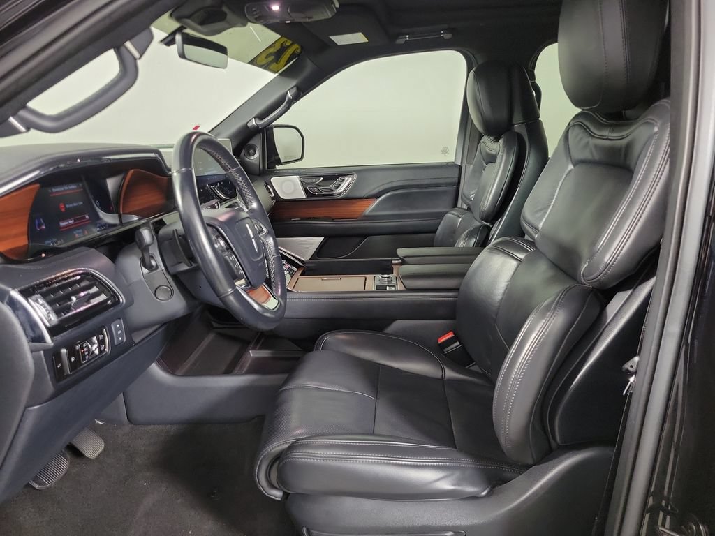 Certified 2023 Lincoln Navigator Reserve AWD/4WD image 17