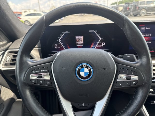 Used 2023 BMW i4 eDrive40 w/ Premium Package RWD image 19