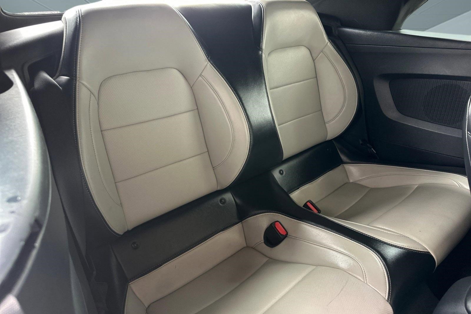 Used 2024 Ford Mustang Premium RWD image 28
