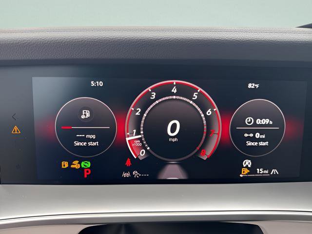 New 2025 Volkswagen Tiguan SE image 9