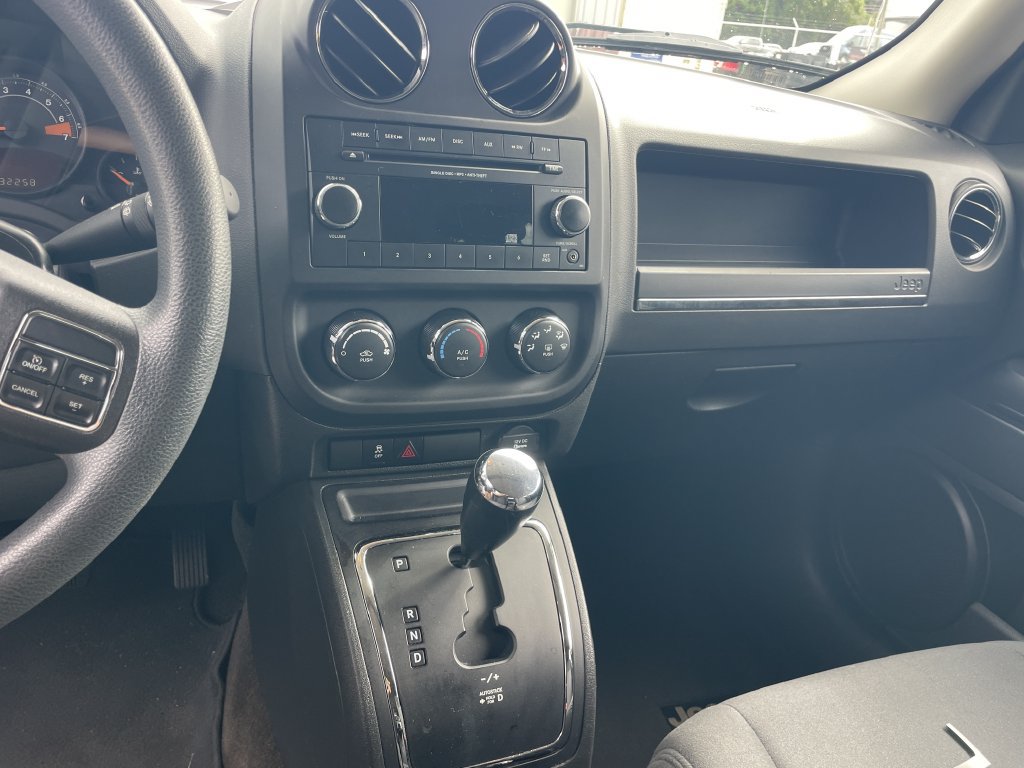 Used 2014 Jeep Patriot Sport w/ Power Value Group FWD image 9