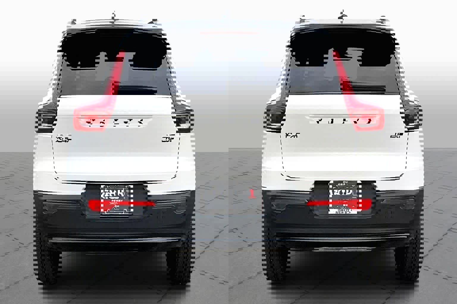 New 2026 Volvo XC40 B5 Ultra w/ Protection Package Premier image 4