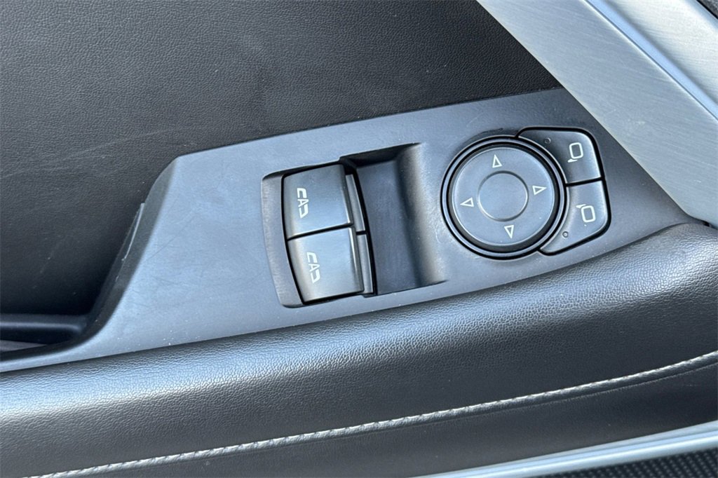 Used 2020 Chevrolet Camaro SS image 15