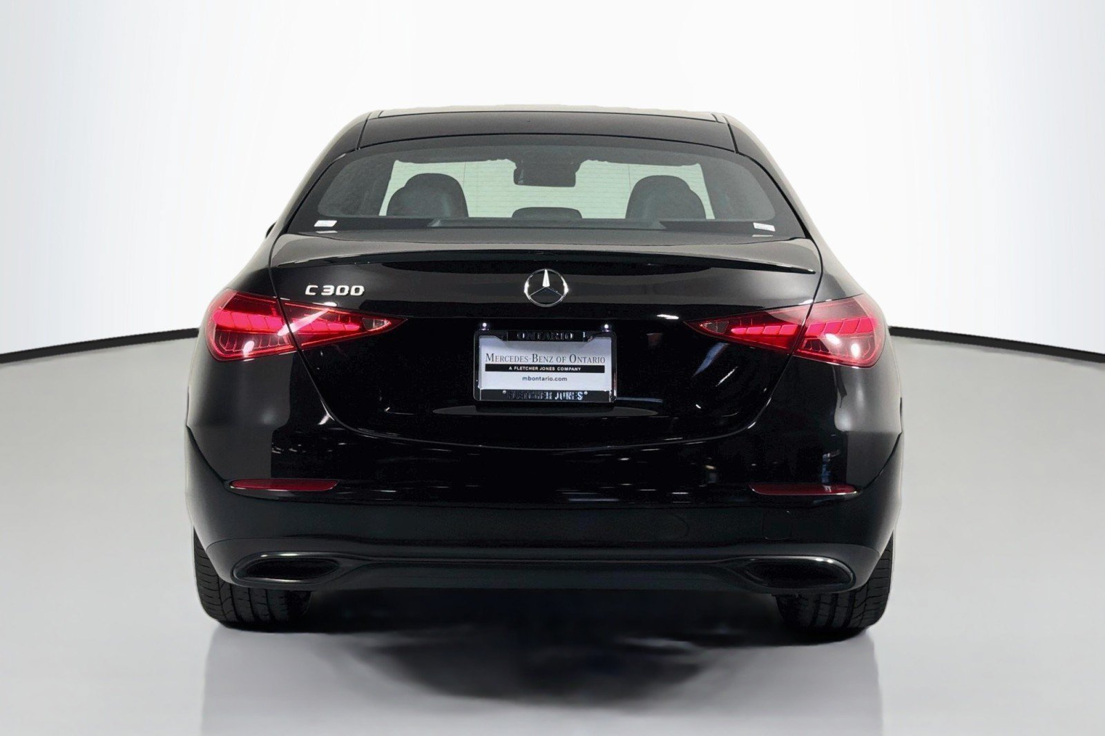 Used 2022 Mercedes-Benz C 300 Sedan image 4