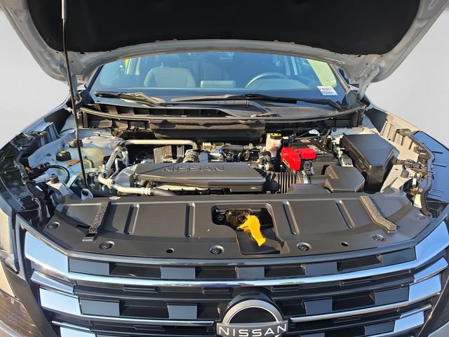 Used 2024 Nissan Rogue S FWD image 19