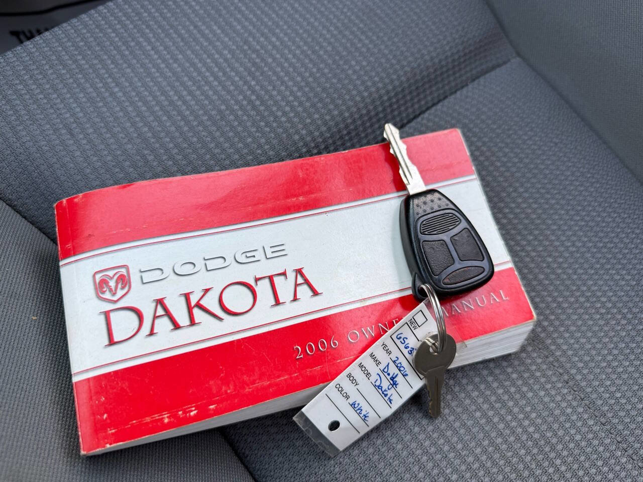 Used 2006 Dodge Dakota SLT w/ Sport Appearance Group image 15