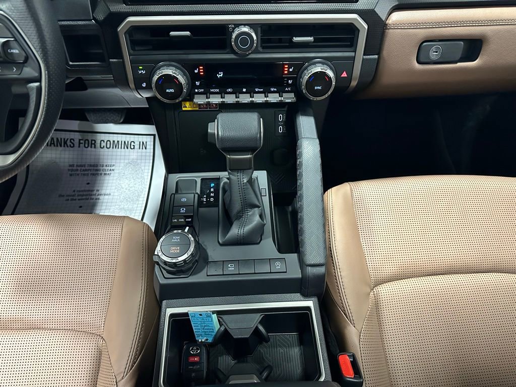 Used 2025 Toyota 4Runner Limited image 37