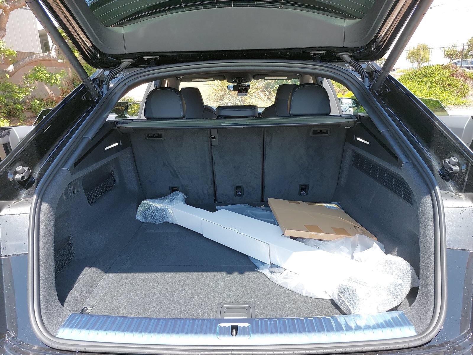 New 2026 Audi SQ8 Premium Plus AWD/4WD image 12