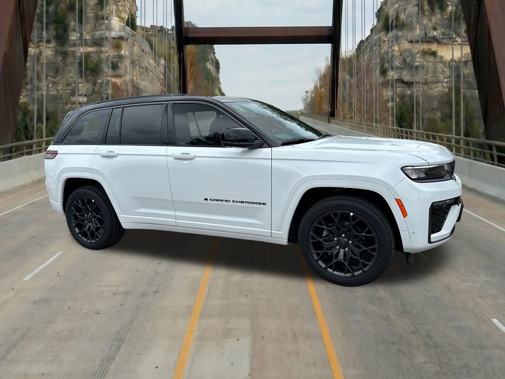 New 2026 Jeep Grand Cherokee Summit AWD/4WD image 12