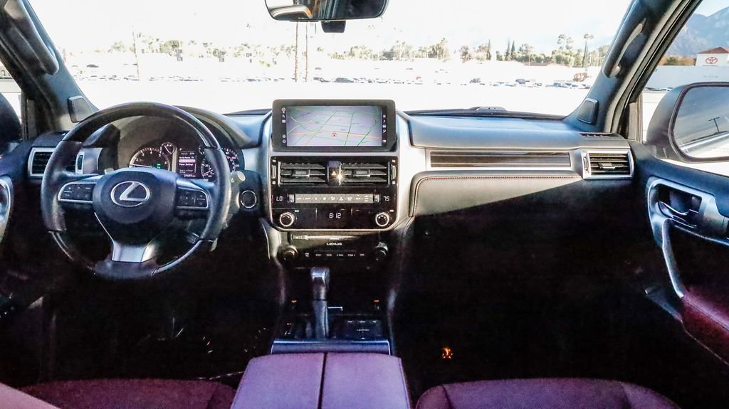 Used 2023 Lexus GX 460 Premium image 14