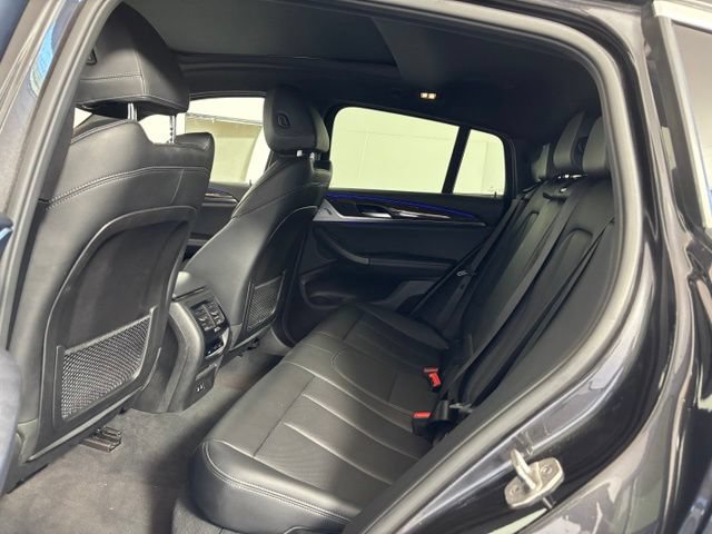 Used 2024 BMW X4 xDrive30i w/ Premium Package AWD/4WD image 18