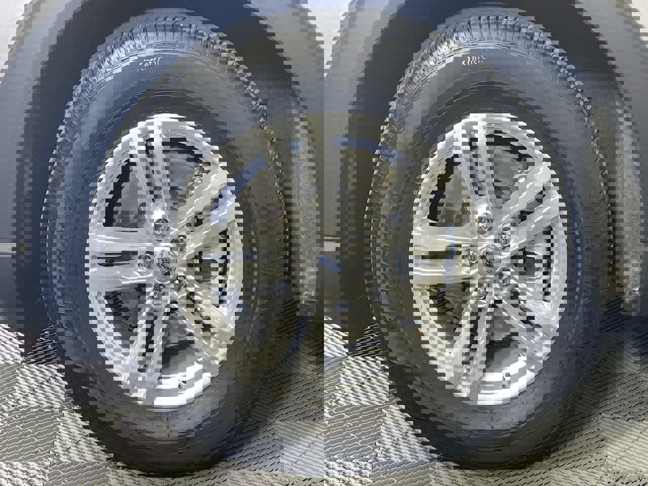 Used 2022 Ford Explorer XLT image 10